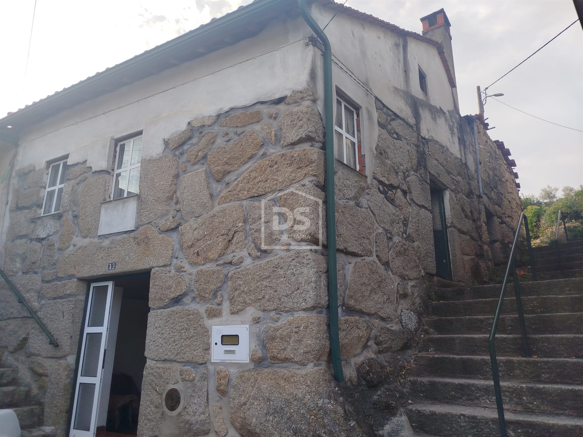 Detached house to restore T2